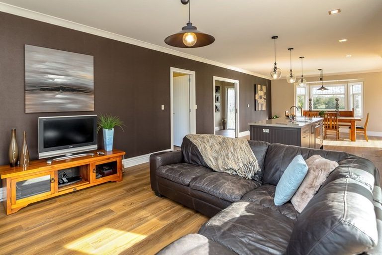 Photo of property in 221 Manaia Road, Homebush, Masterton, 5885