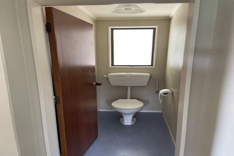 Photo of property in 2/97 Thackeray Street, Trentham, Upper Hutt, 5018