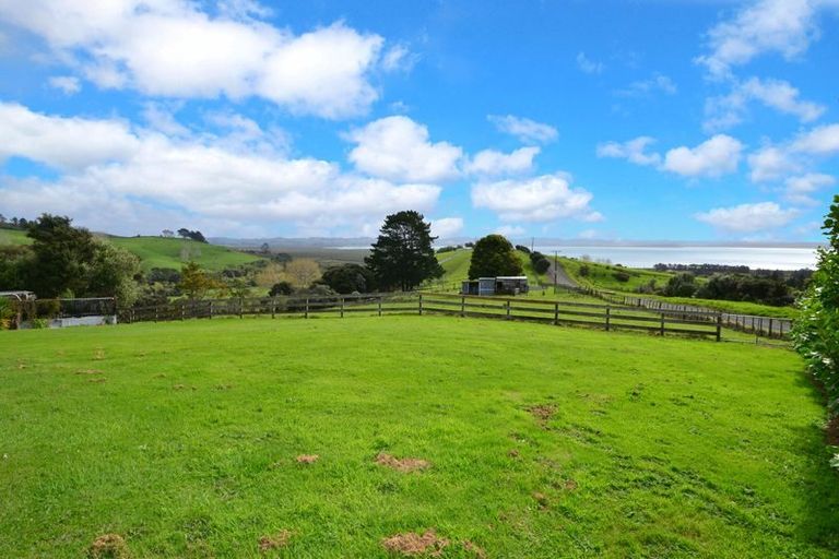 Photo of property in 401 Mclachlan Road, Kaukapakapa, Warkworth, 0984