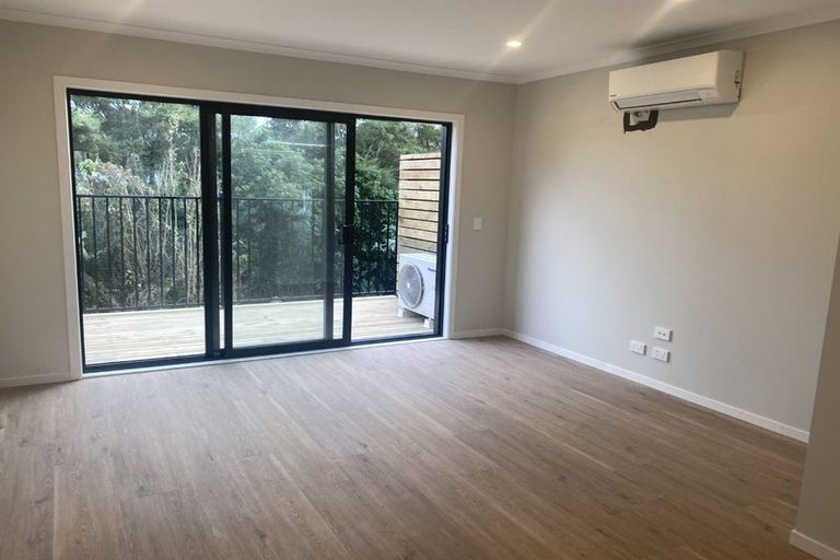 Photo of property in 2/125b Metcalfe Road, Ranui, Auckland, 0612