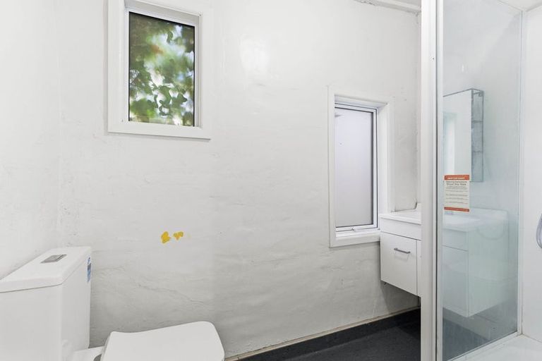 Photo of property in 587 Castle Street, North Dunedin, Dunedin, 9016