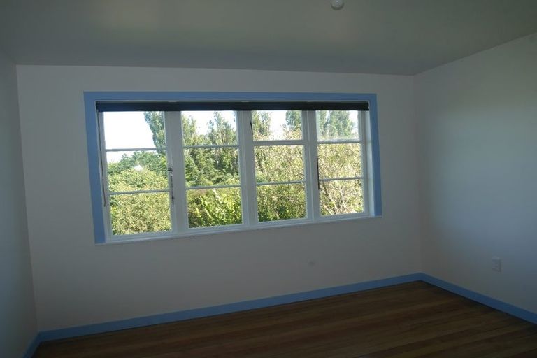 Photo of property in 21 Jillett Street, Titahi Bay, Porirua, 5022