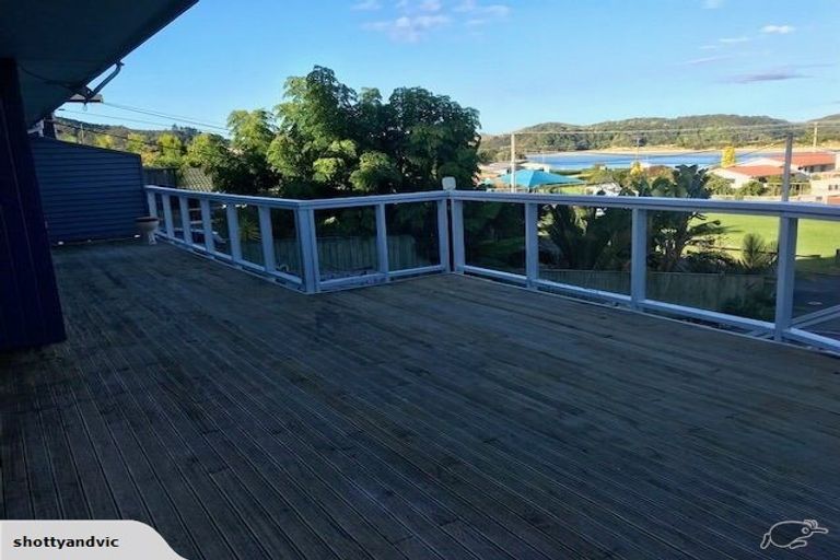 Photo of property in 12 Pine Road, Ngunguru, Whangarei, 0173