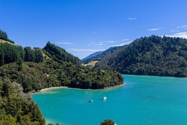 Photo of property in 1775 Kenepuru Road, Te Mahia, Picton, 7282