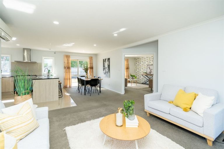 Photo of property in 210 Saint James Drive, Huntington, Hamilton, 3210