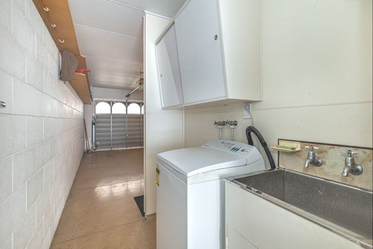 Photo of property in 18 Hereford Street, Levin, 5510