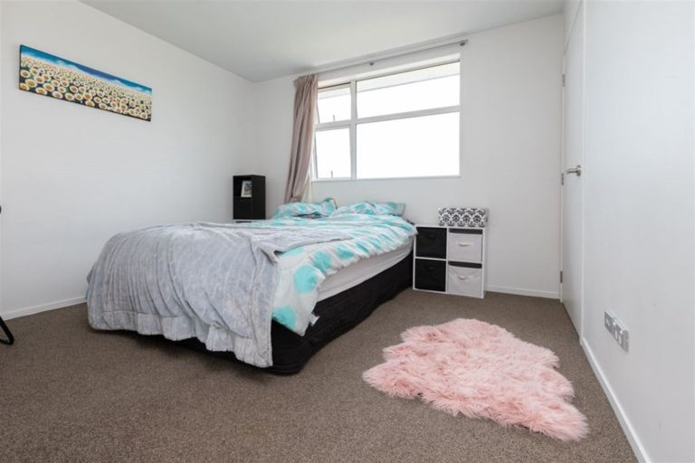 Photo of property in 2/4 Littler Place, Hamilton East, Hamilton, 3216