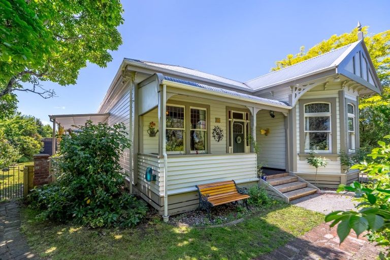 Photo of property in 35 Roberts Road, Lansdowne, Masterton, 5810