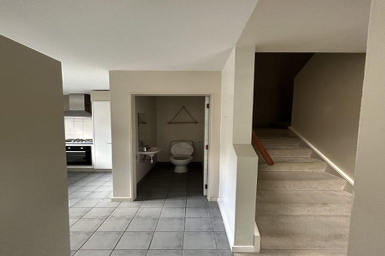 Photo of property in 152j Tasman Street, Mount Cook, Wellington, 6021