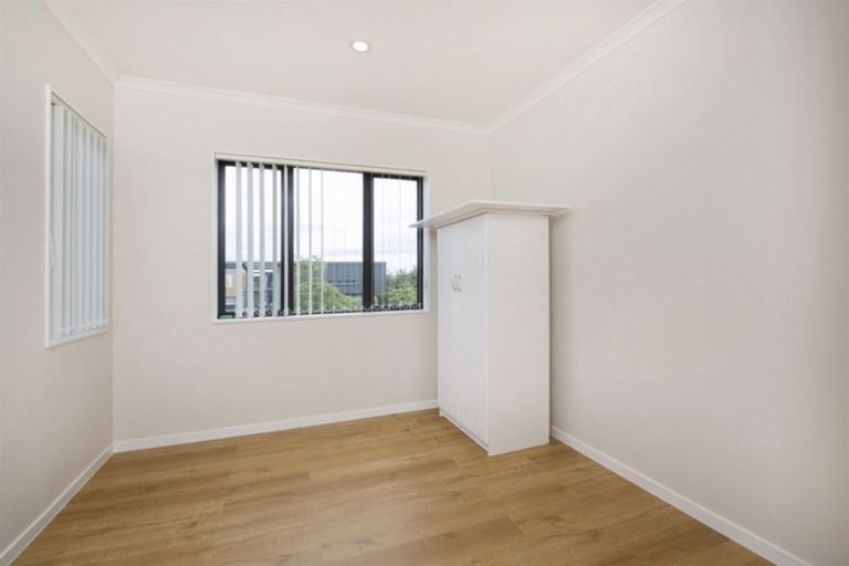 Photo of property in 6 Erica Road, Flat Bush, Auckland, 2016