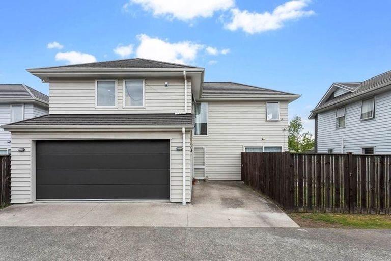 Photo of property in 229 Porchester Road, Takanini, 2112