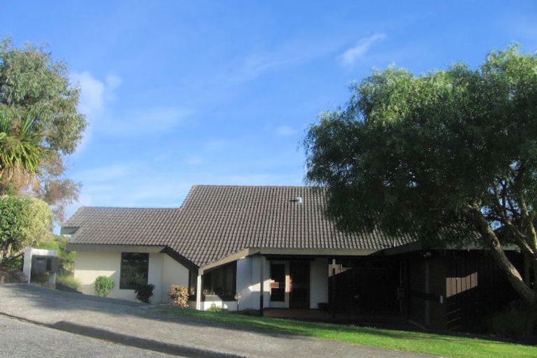 Photo of property in 28 The Anchorage, Whitby, Porirua, 5024