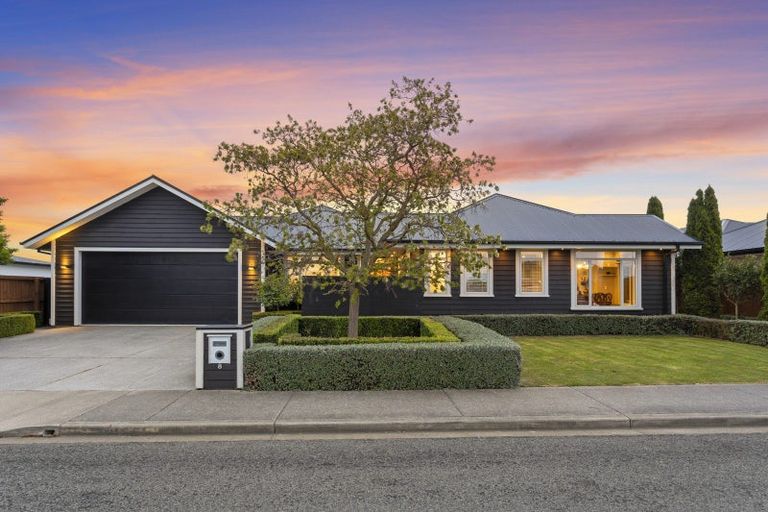 Photo of property in 8 Beech Drive, Rangiora, 7400
