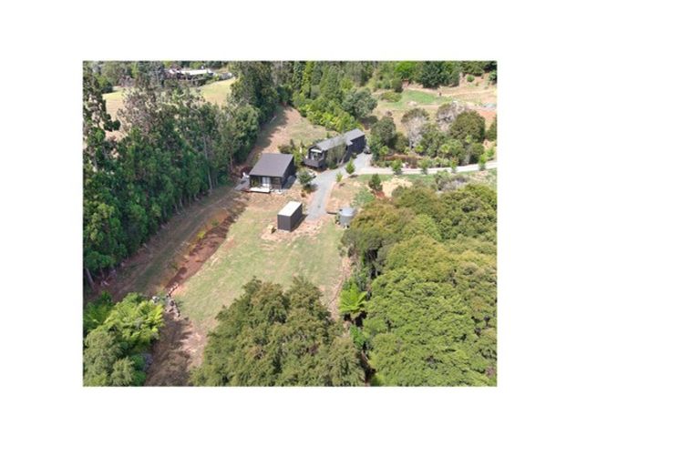 Photo of property in 24 Green Road, Matakana, Warkworth, 0985