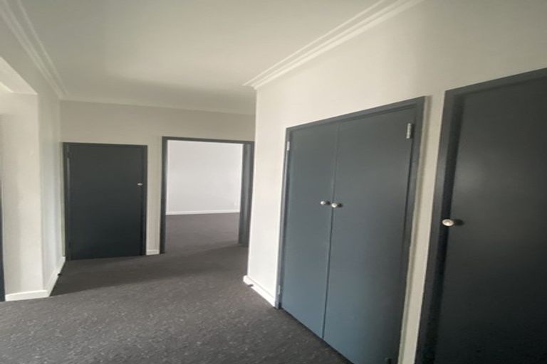 Photo of property in 229 Featherston Street, Palmerston North, 4410