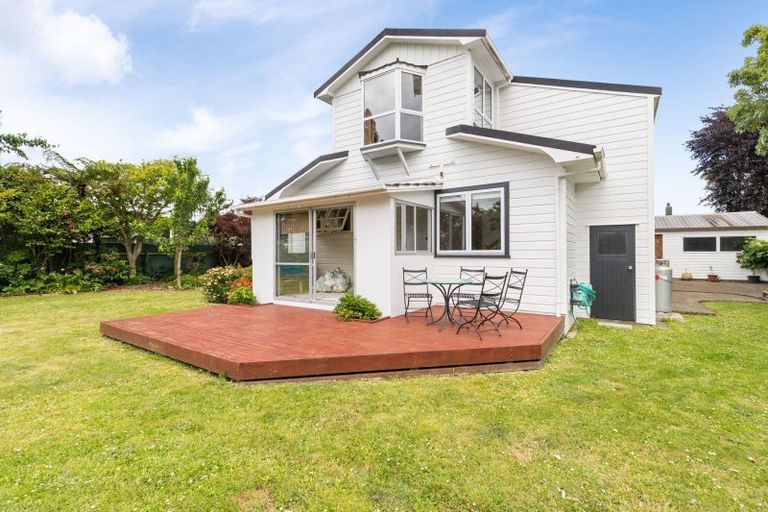 Photo of property in 6 Belgrave Place, Awapuni, Palmerston North, 4412