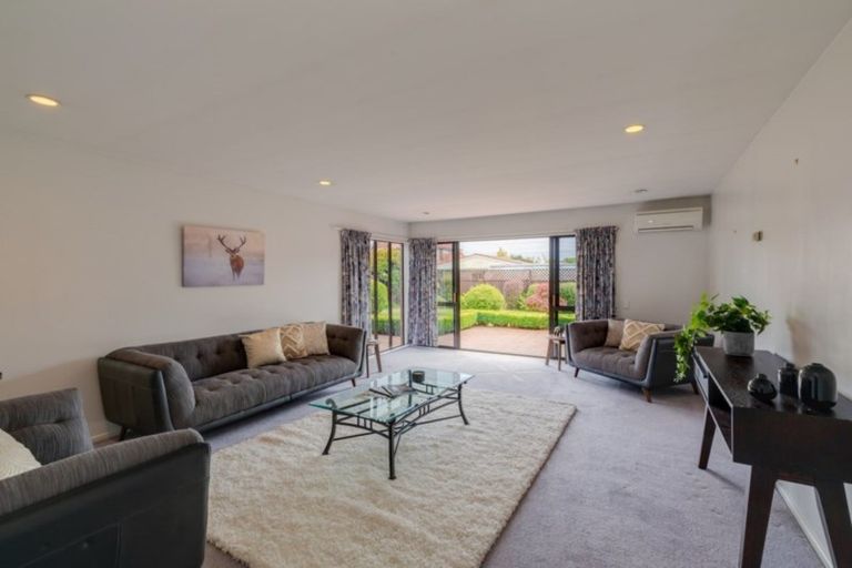 Photo of property in 69 Lowry Avenue, Redwood, Christchurch, 8051
