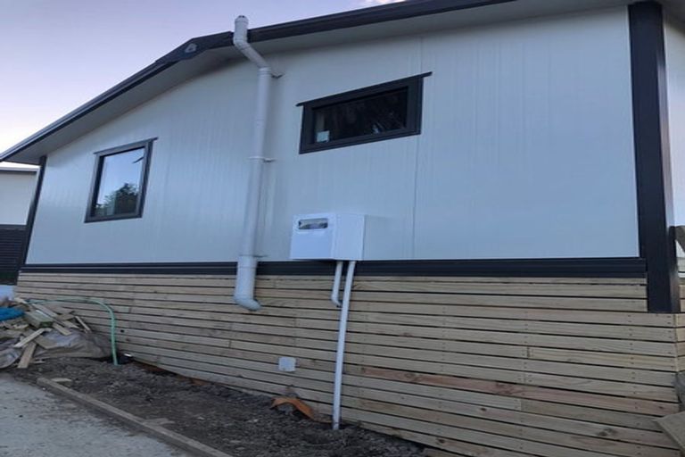 Photo of property in 104a Te Pene Avenue, Titahi Bay, Porirua, 5022