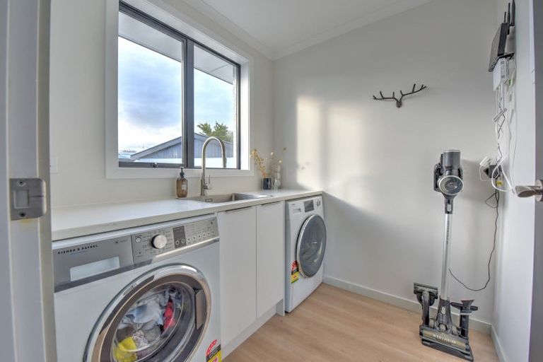 Photo of property in 17 Waverley Street, East Gore, Gore, 9710