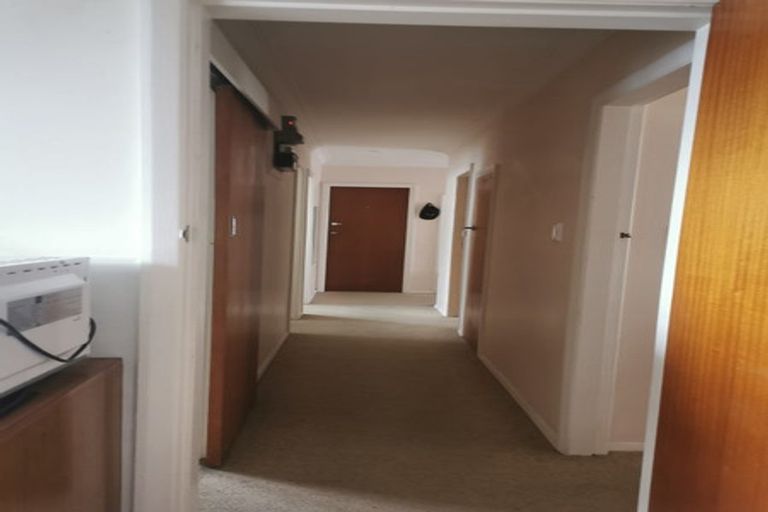 Photo of property in 42 Gibbons Street, Upper Hutt Central, Upper Hutt, 5018