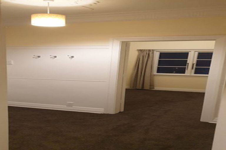 Photo of property in 19 Scotland Terrace, Green Island, Dunedin, 9018