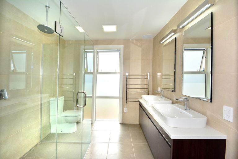 Photo of property in 100 Wingatui Road, Mosgiel, 9024