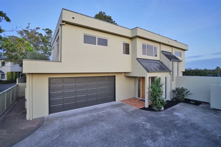 Photo of property in 94 Beerescourt Road, Beerescourt, Hamilton, 3200