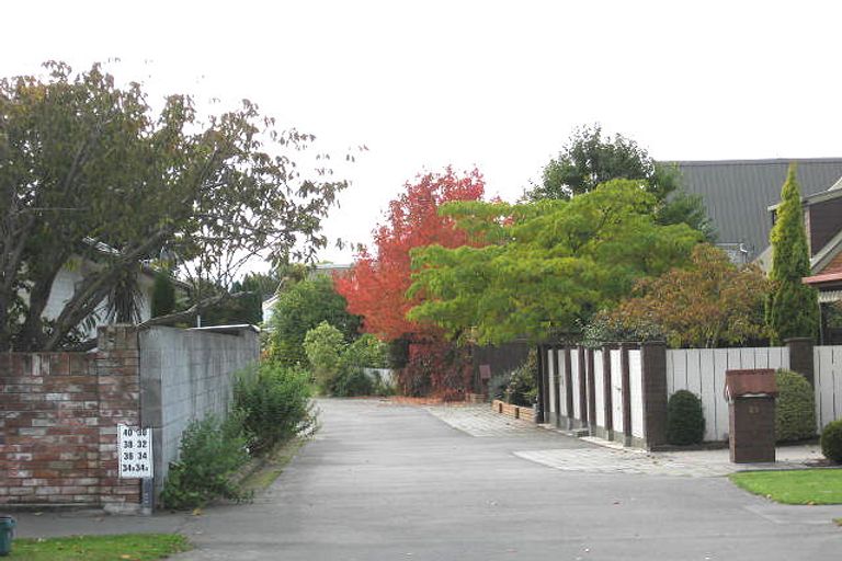 Photo of property in 34b Memorial Avenue, Ilam, Christchurch, 8053