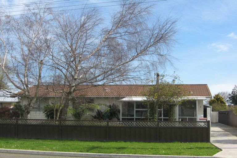 Photo of property in 7 Rata Street, Tokomaru, Palmerston North, 4474