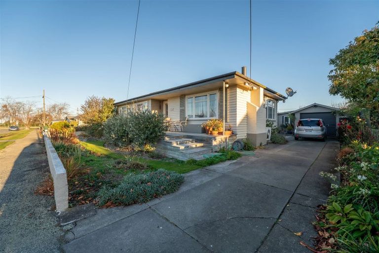 Photo of property in 18 Rugby Street, Waimate, 7924