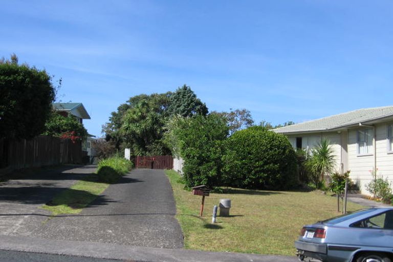 Photo of property in 106 Sycamore Drive, Sunnynook, Auckland, 0620