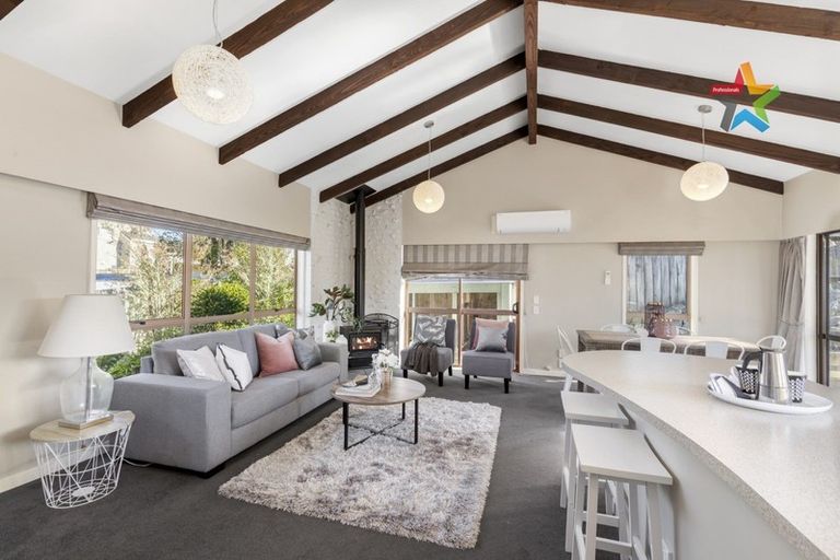 Photo of property in 18 Taieri Crescent, Kelson, Lower Hutt, 5010