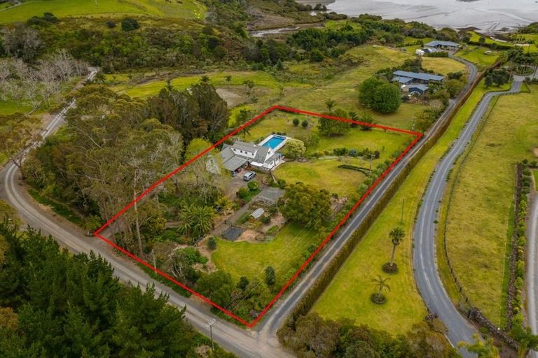 Photo of property in 98 Edmonds Road, Kerikeri, 0293