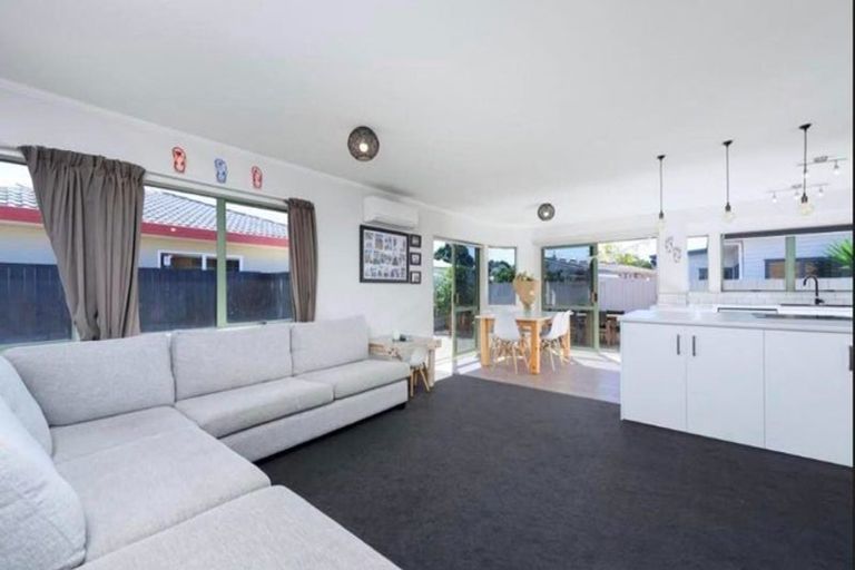 Photo of property in 36 Pacific View Road, Papamoa Beach, Papamoa, 3118