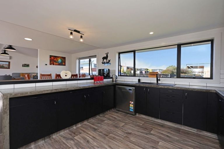 Photo of property in 42a Gordon Street, Weston, Oamaru, 9401