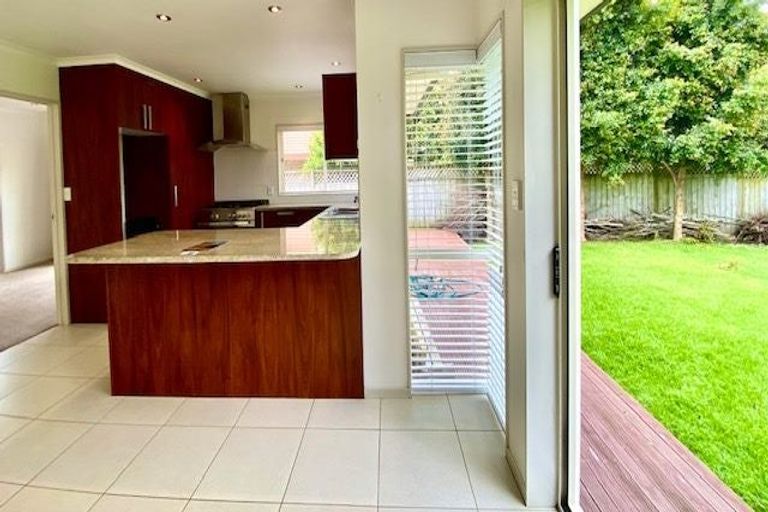 Photo of property in 27c Swanson Road, Henderson, Auckland, 0610