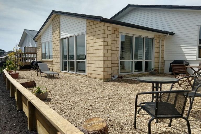 Photo of property in 16 Kiwa Crescent, Gulf Harbour, Whangaparaoa, 0930