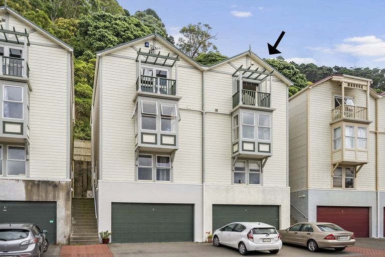 Photo of property in 153c Grant Road, Thorndon, Wellington, 6011