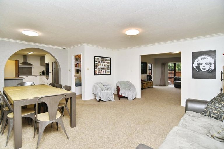 Photo of property in 106 Blackett Street, Rangiora, 7400