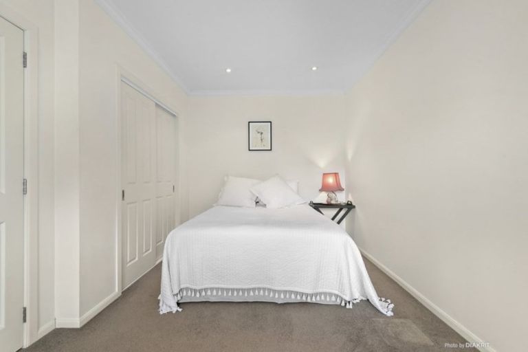 Photo of property in 30 Futuna Close, Karori, Wellington, 6012