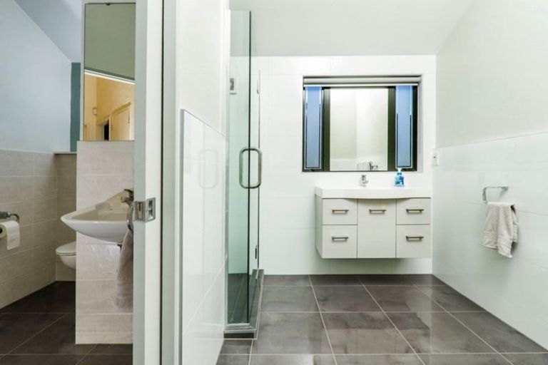 Photo of property in 59 Kenmure Avenue, Forrest Hill, Auckland, 0620