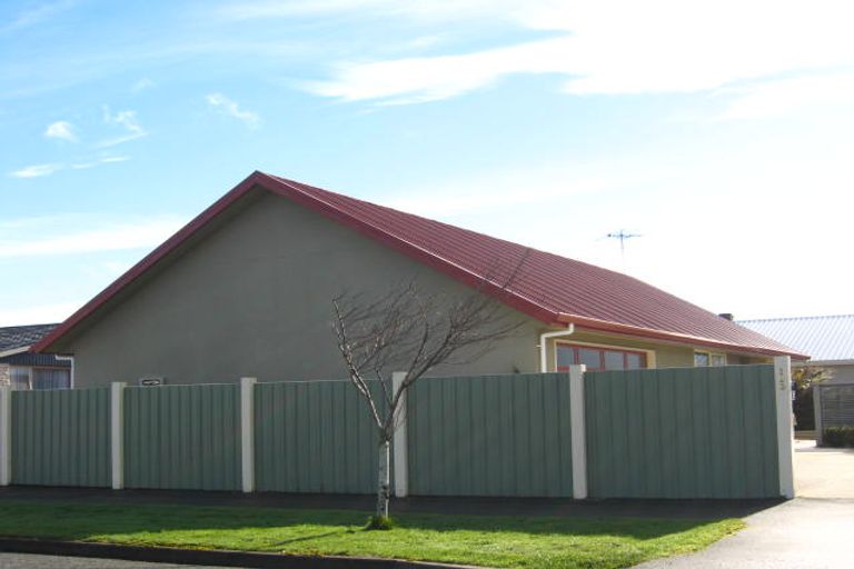 Photo of property in 100 Lowe Street, Avenal, Invercargill, 9810