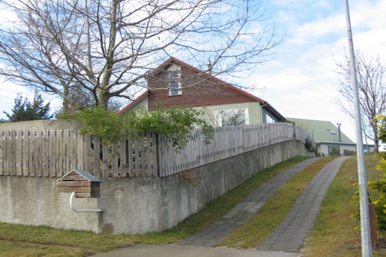 Photo of property in 8 Aeolus Place, Wanaka, 9305