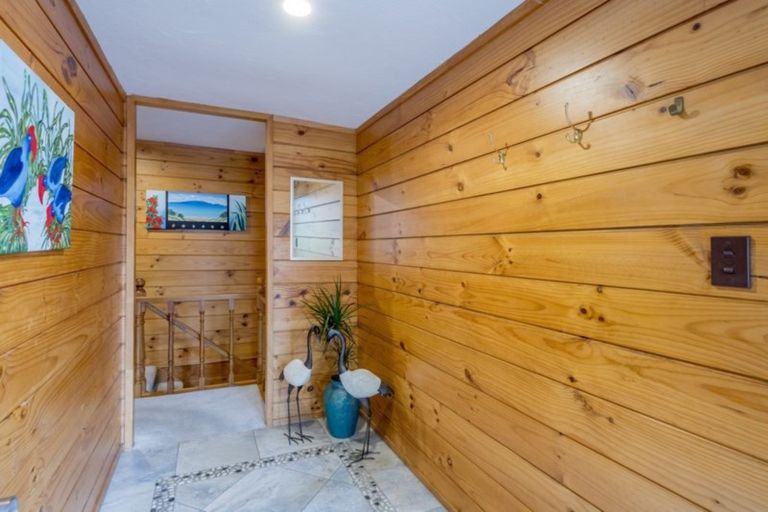 Photo of property in 44a Waimea Road, Waikanae Beach, Waikanae, 5036