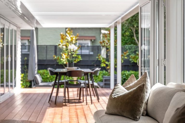 Photo of property in 49 Paparoa Street, Papanui, Christchurch, 8053