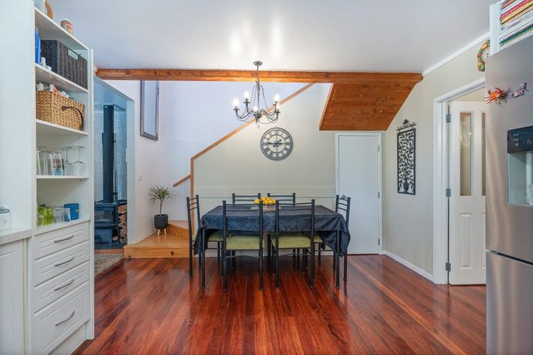 Photo of property in 5 Golf Road, Whitianga, 3591