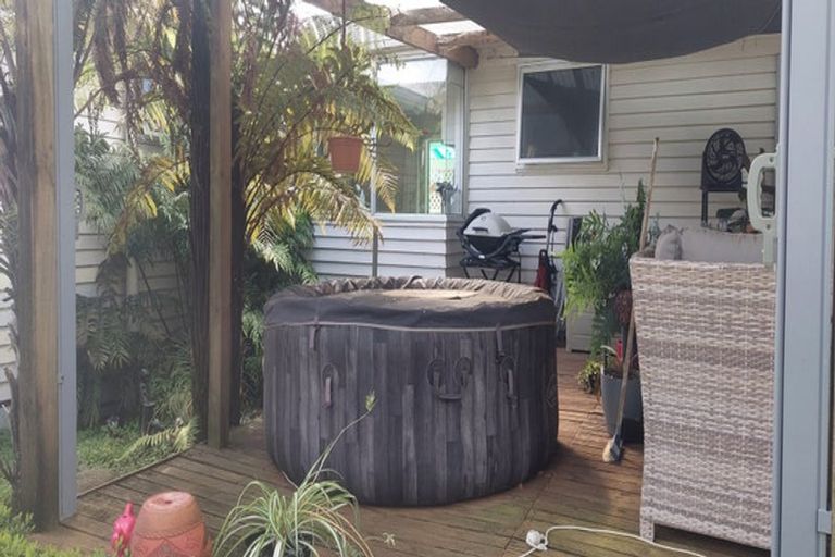 Photo of property in 3 Waugh Lane, Huntly, 3700