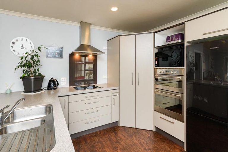 Photo of property in 33 Mill Street, Marton, 4710