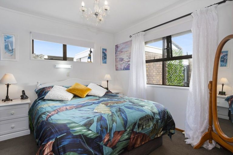 Photo of property in 54b Hinewa Road, Otumoetai, Tauranga, 3110