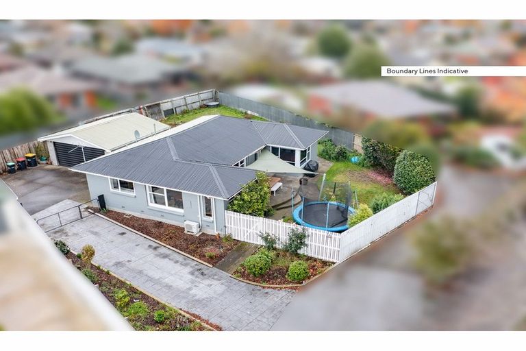 Photo of property in 16b Opal Place, Casebrook, Christchurch, 8051
